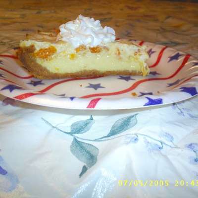 Creamy Orangesicle Pie - RecipeNode.com