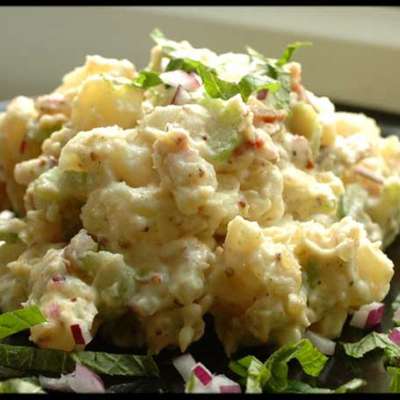 Creamy Potato Salad - RecipeNode.com