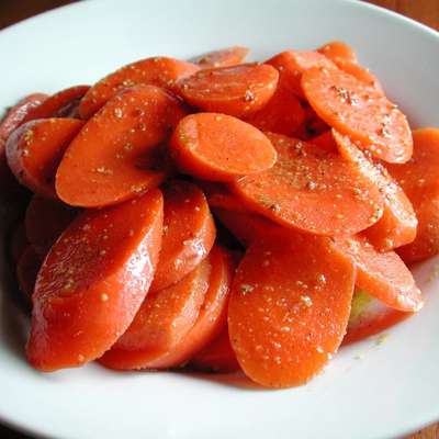 Cumin Spiced Honey Carrots With Lemon Coriander Vinaigrette - RecipeNode.com