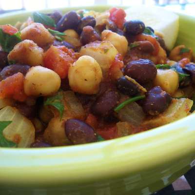 Curried Chickpeas and Black Beans-Low Fat - RecipeNode.com