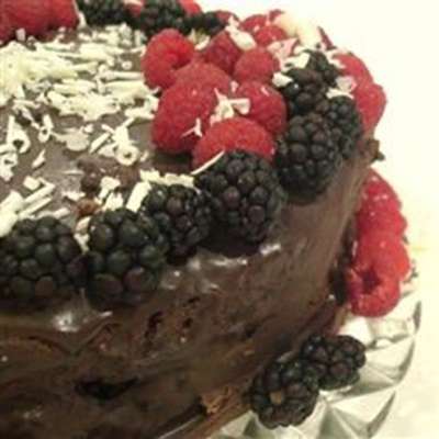 Deep Chocolate Raspberry Cake - RecipeNode.com