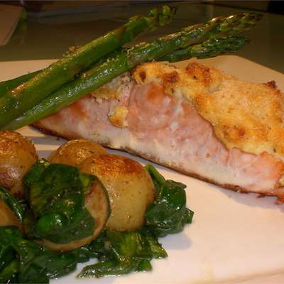 Delicious Feta-Crusted Salmon - RecipeNode.com