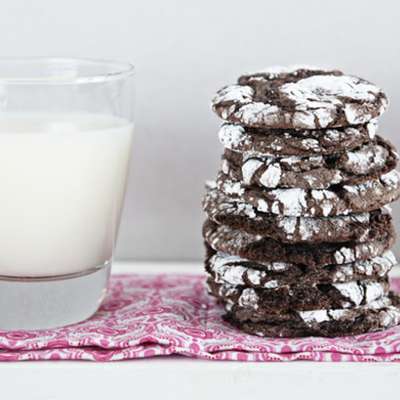 E-A-S-Y Cake Mix and Cool Whip Cookies - RecipeNode.com