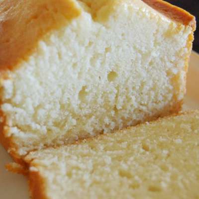 Easy Lemon Pound Cake - RecipeNode.com