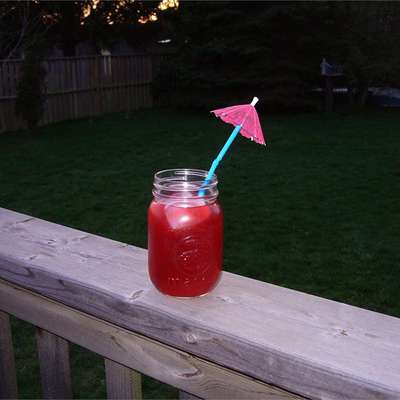 Easy Raspberry Lemonade - RecipeNode.com