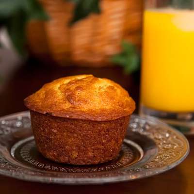 Fresh Orange Muffins - RecipeNode.com