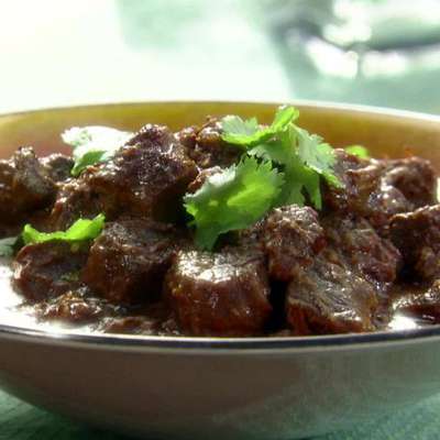 Goan Beef Curry with Vinegar: Beef Vindaloo - RecipeNode.com