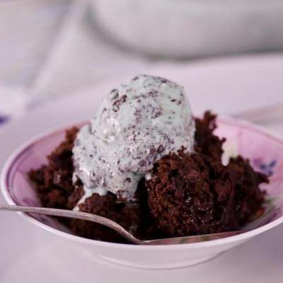 Gooey Chocolate Pudding Cake - RecipeNode.com