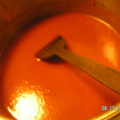 Homemade Tomato Ketchup - RecipeNode.com