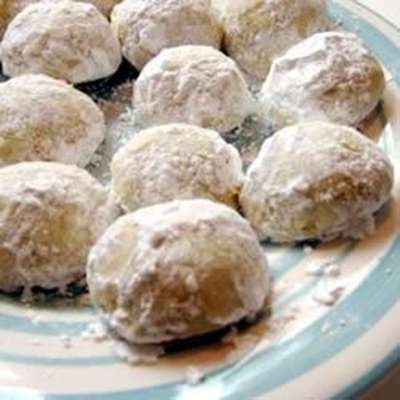 Italian Wedding Cookies III - RecipeNode.com