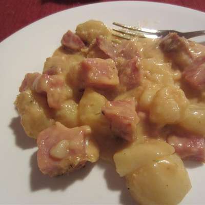 Leftover Ham -n- Potato Casserole - RecipeNode.com