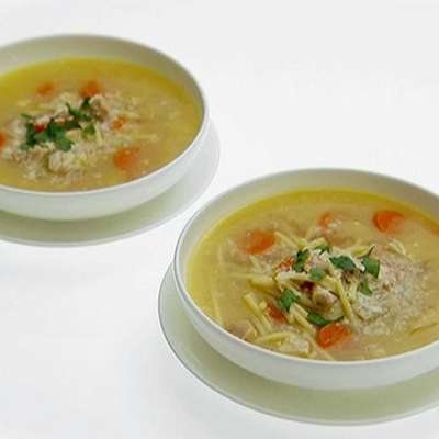 Lemon Chicken Soup with Spaghetti - RecipeNode.com