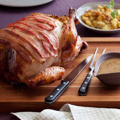 Maple-Roasted Turkey with Sage, Smoked Bacon, and Cornbread Stuffing - RecipeNode.com