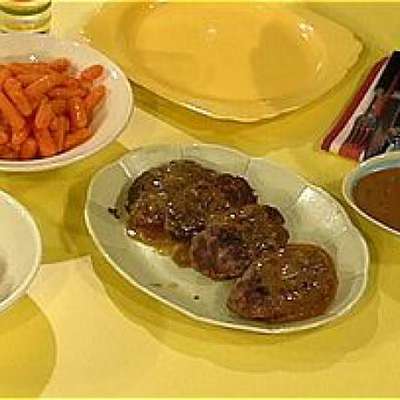 Meatloaf Patties, Smashed Potatoes, and Pan Gravy - RecipeNode.com