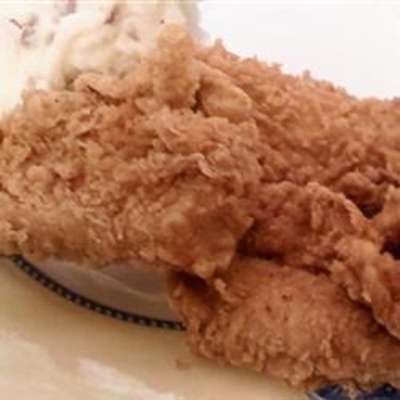Millie Pasquinelli's Fried Chicken - RecipeNode.com