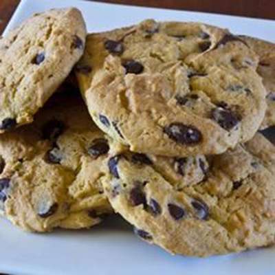 Mom's Chocolate Chip Cookies - RecipeNode.com