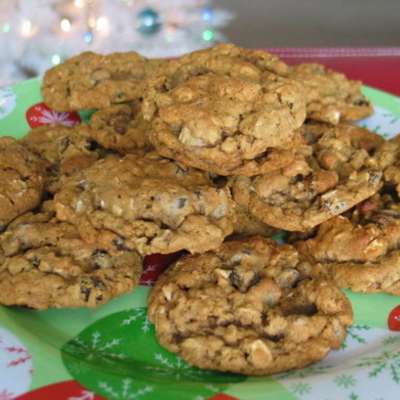 Oatmeal Molasses Drop Cookies - RecipeNode.com