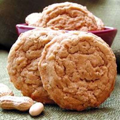 Oatmeal Peanut Butter Cookies - RecipeNode.com