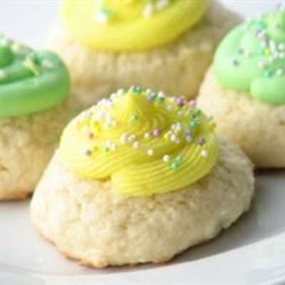 Old-Fashioned Soft Sugar Cookies - RecipeNode.com