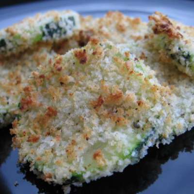 Oven-Baked Crispy Zucchini Rounds - RecipeNode.com