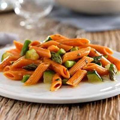 Penne with Zucchini, Asparagus and Parmigiano Reggiano Cheese - RecipeNode.com