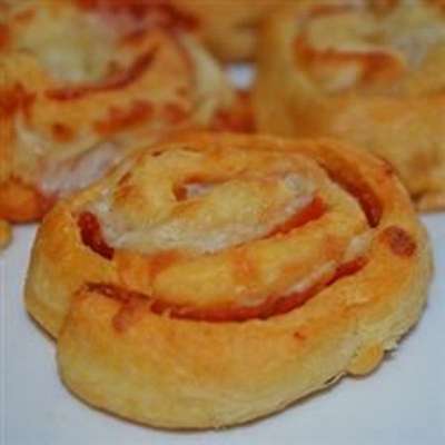 Pizza Pinwheels - RecipeNode.com