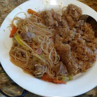 Pork and Vegetable Lo Mein (Easy and Delicious) - RecipeNode.com