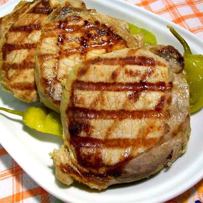 Pork Chops with Dill Pickle Marinade - RecipeNode.com