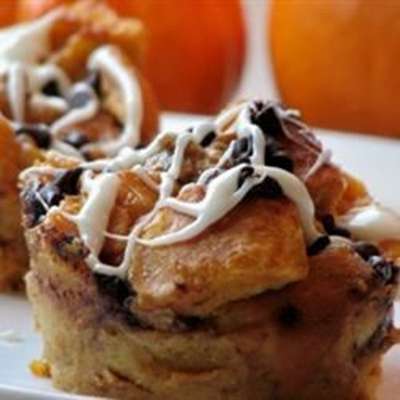 Pumpkin Bread Puddin' - RecipeNode.com