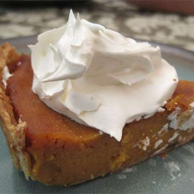 Pumpkin Pie - RecipeNode.com