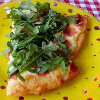 Quick and Easy Pizza Dough - RecipeNode.com