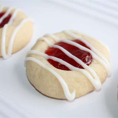 Raspberry and Almond Shortbread Thumbprints - RecipeNode.com