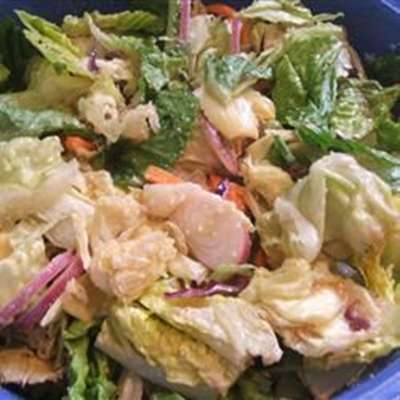Restaurant-Style House Salad - RecipeNode.com