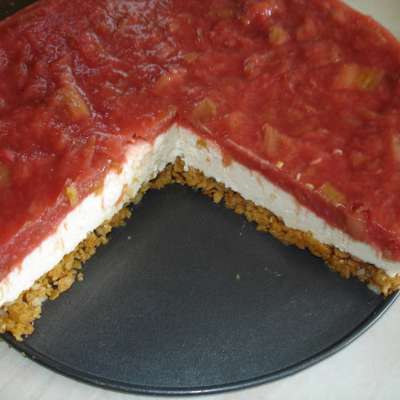 Rhubarb and Ginger Cheesecake (Low Carb and Gluten Free) - RecipeNode.com