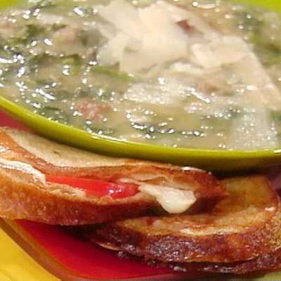 Sausage, Beans and Broccoli Rabe Soup - RecipeNode.com