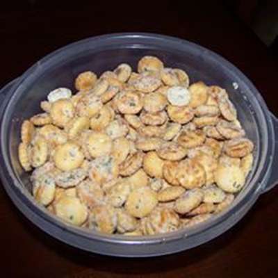 Seasoned Crackers - RecipeNode.com