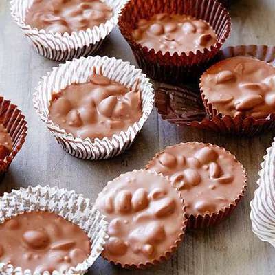 Slow Cooker Chocolate Candy - RecipeNode.com