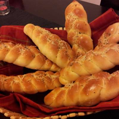Soft Italian Breadsticks (Abm) - RecipeNode.com