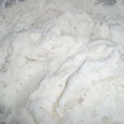 Sour Cream Refrigerator Mashed Potatoes - RecipeNode.com