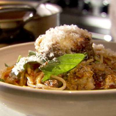 Spaghetti and Meatballs - RecipeNode.com