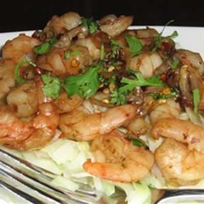 Spicy Garlic and Pepper Shrimp - RecipeNode.com