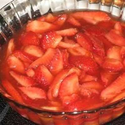 Strawberries in Spiced Syrup - RecipeNode.com