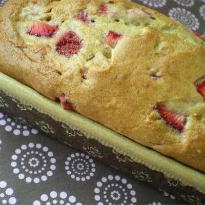 Strawberry Pineapple Bread - RecipeNode.com