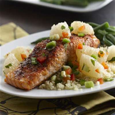 Sweet and Spicy Salmon with Grapefruit Salsa - RecipeNode.com