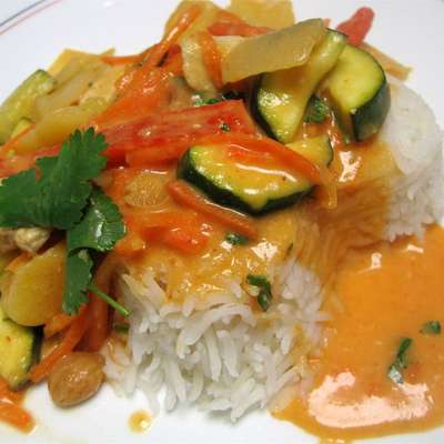 Thai Red Chicken Curry - RecipeNode.com