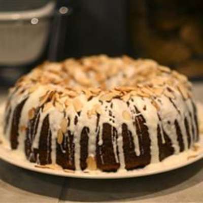 White Chocolate Amaretto Cake - RecipeNode.com
