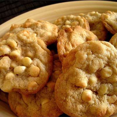 White Chocolate Macadamia Nut Cookies III - RecipeNode.com